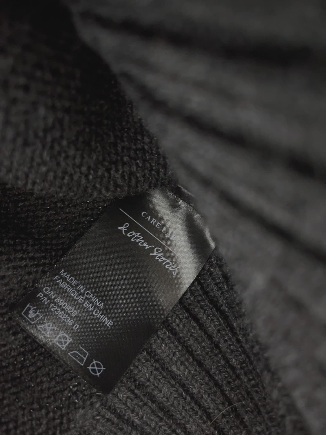 앤아더스토리즈 울 퍼프 가디건  상품이미지4