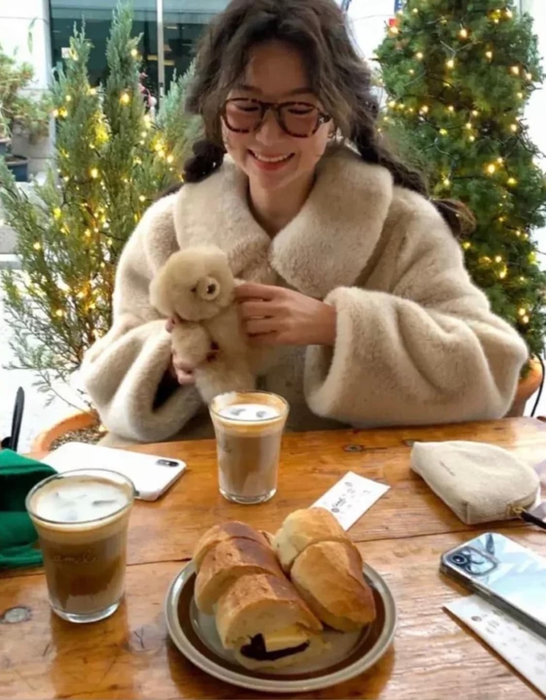 모네 리본빛 에디트퍼 베이지 카라 밍크 하프 상품이미지1