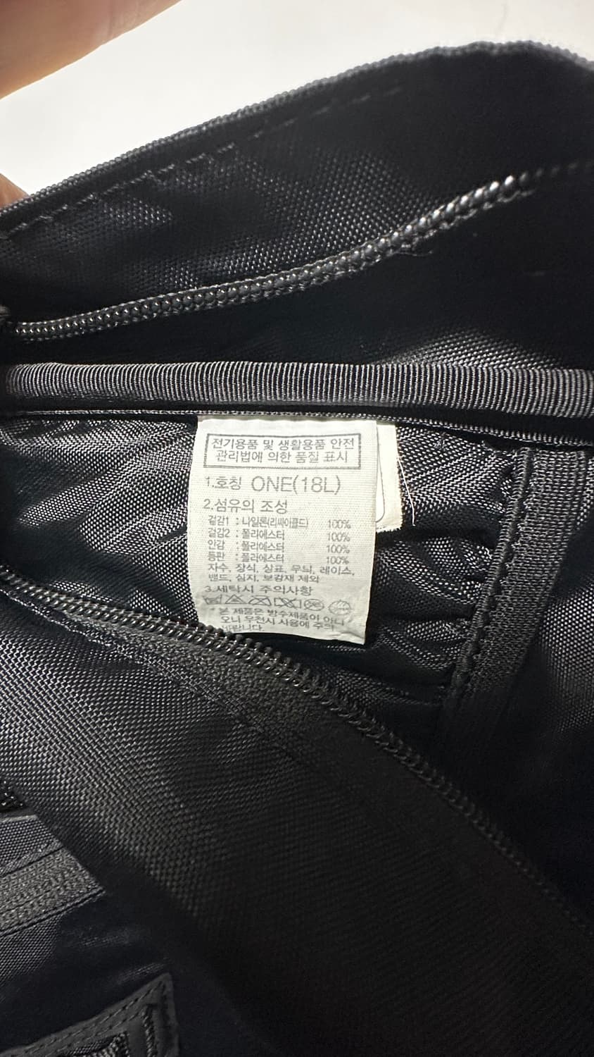 노스페이스 미니샷 블랙 백팩 상품이미지6