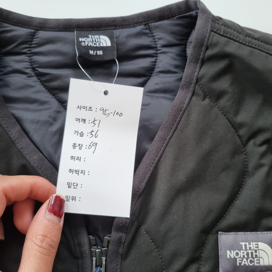 노스페이스 경량 패딩  상품이미지4