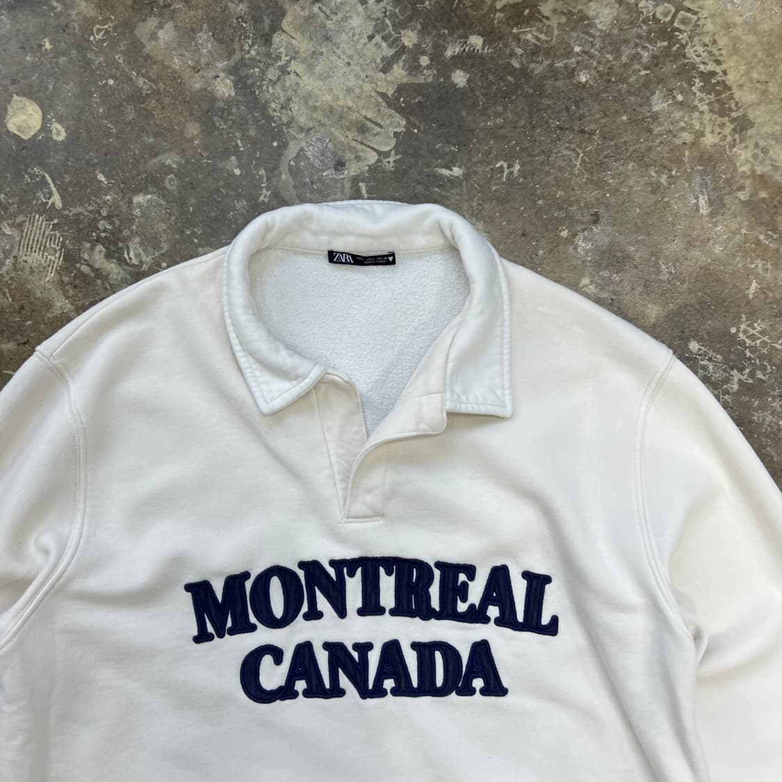 L) ZARA 자라 캐나다 몬트리올 로고 오버핏 스웻셔츠 맨투맨티 공용 상품이미지3