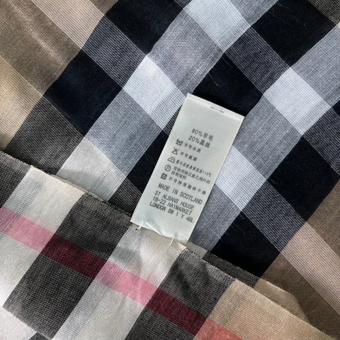 버버리 노바체크 울 실크 머플러 상품이미지5