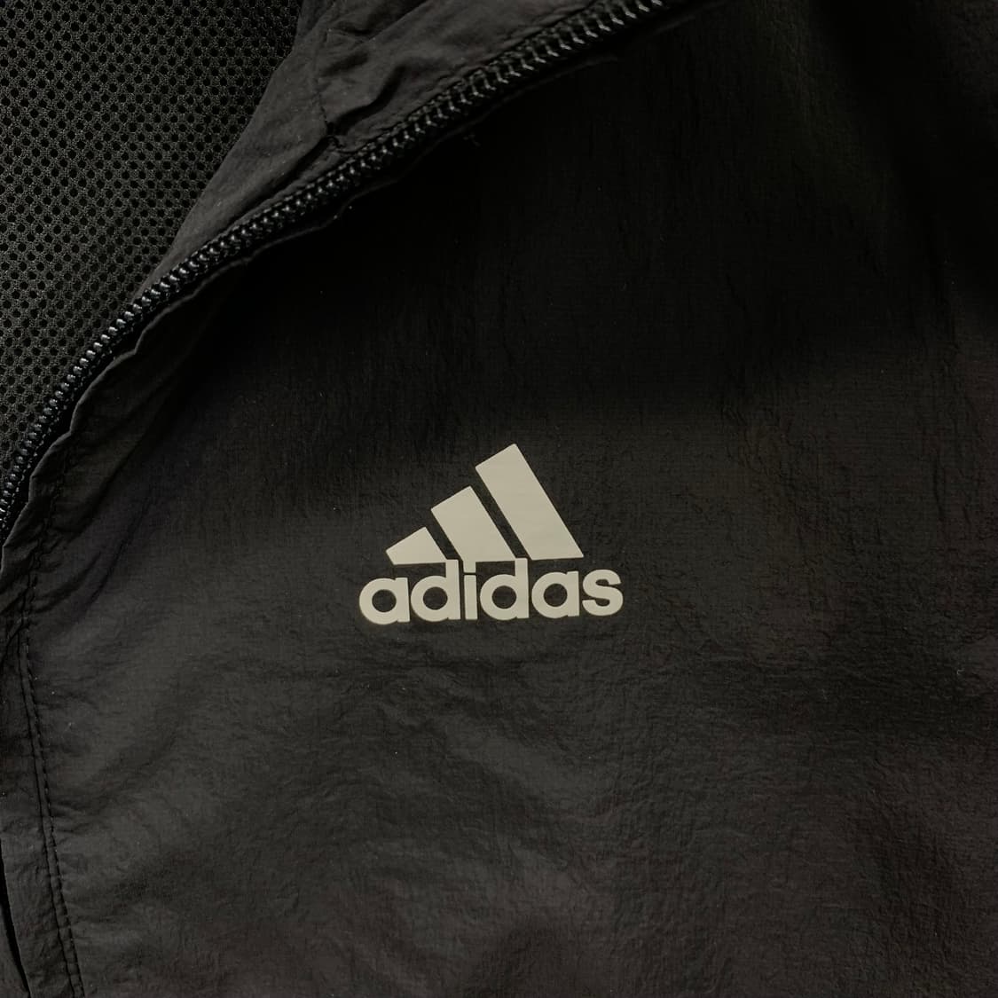 아디다스 블랙 사이드라인 바람막이 상품이미지4