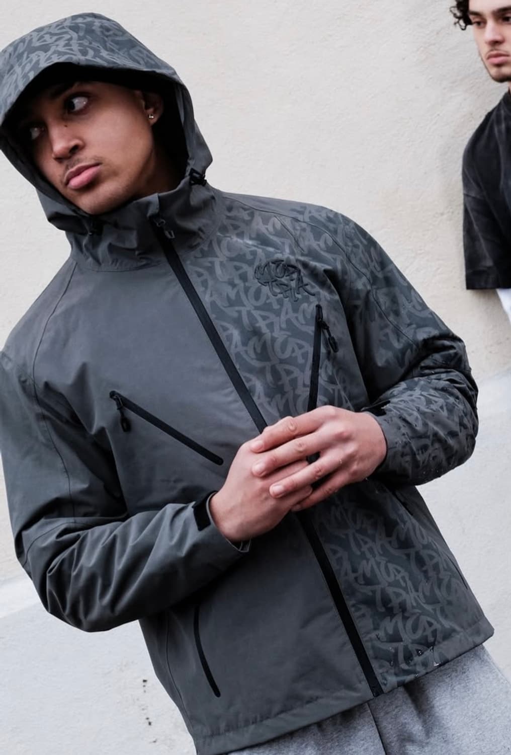 [새상품]최저가Mertra 모노그램 쉘 자켓 슬레이트 상품이미지3