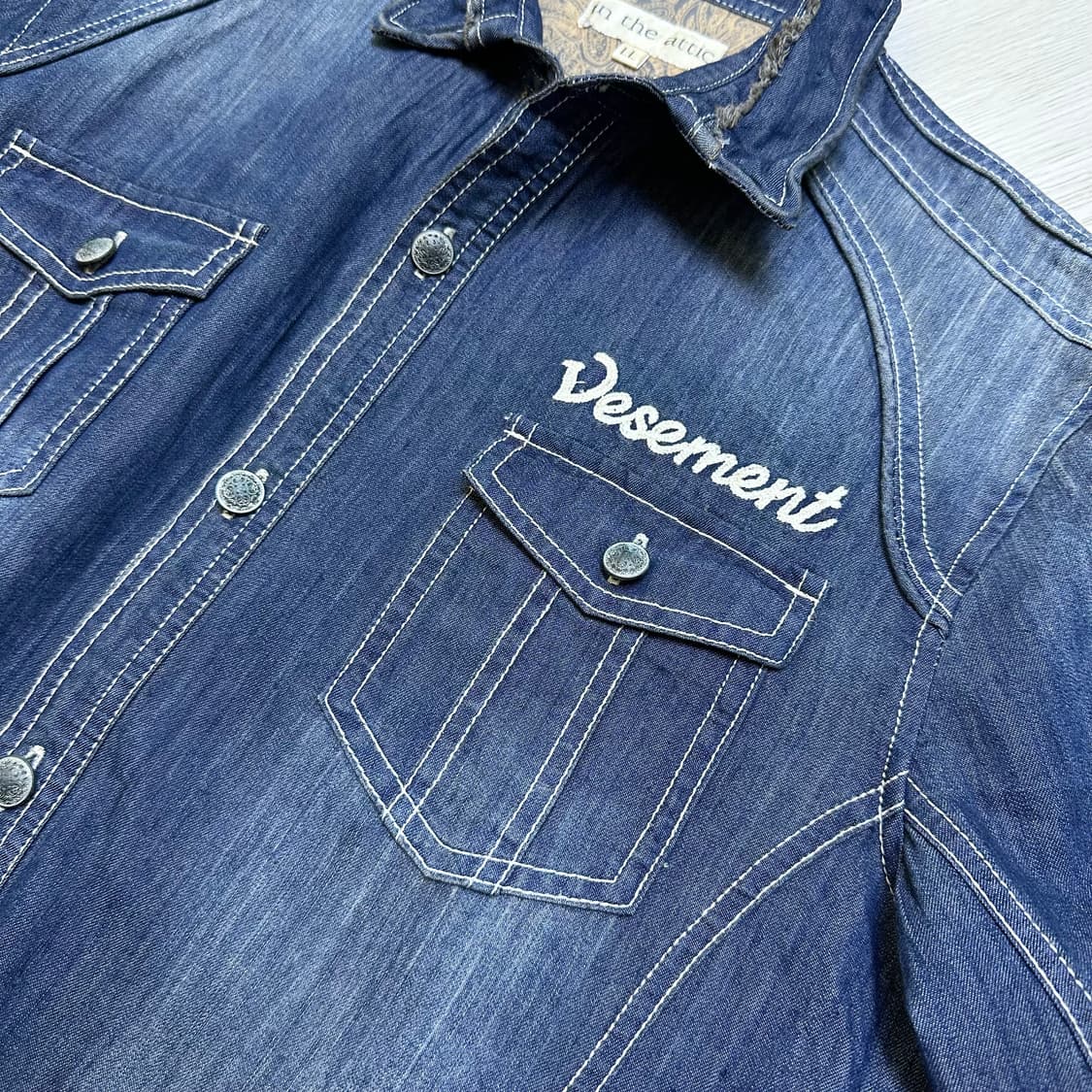 인더애틱 union jack denim shirt 상품이미지4