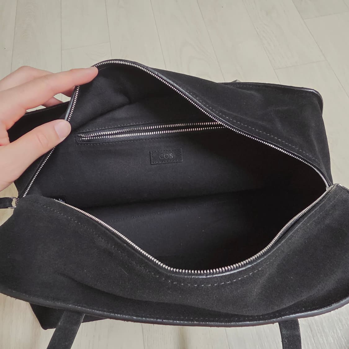 [OS] COS 마레 볼링 백 블랙 상품이미지10
