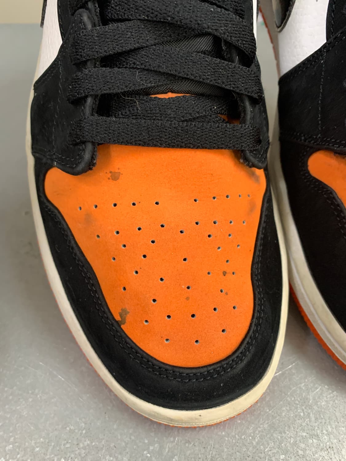 나이키 에어 조던 1 로우 쉐터드 백보드 285 상품이미지4