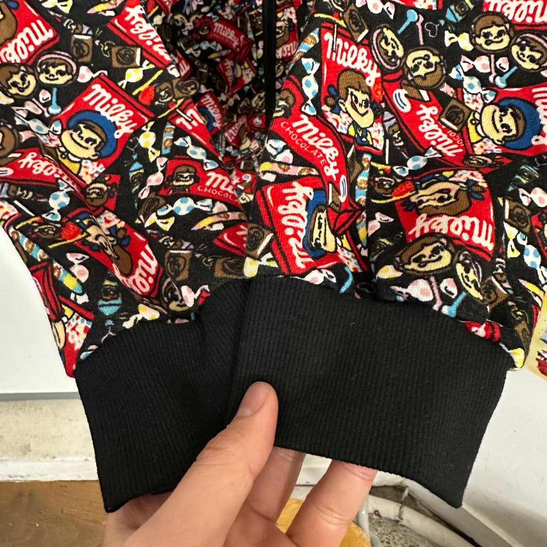 페코짱 오피셜 후드 집업 상품이미지5