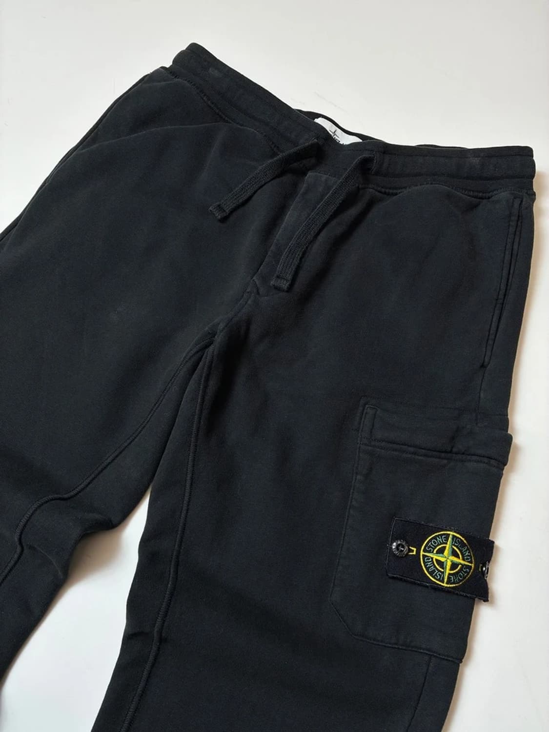 스톤아일랜드 가먼트 다이드 코튼 스웻 조거 팬츠 PN8298 상품이미지2