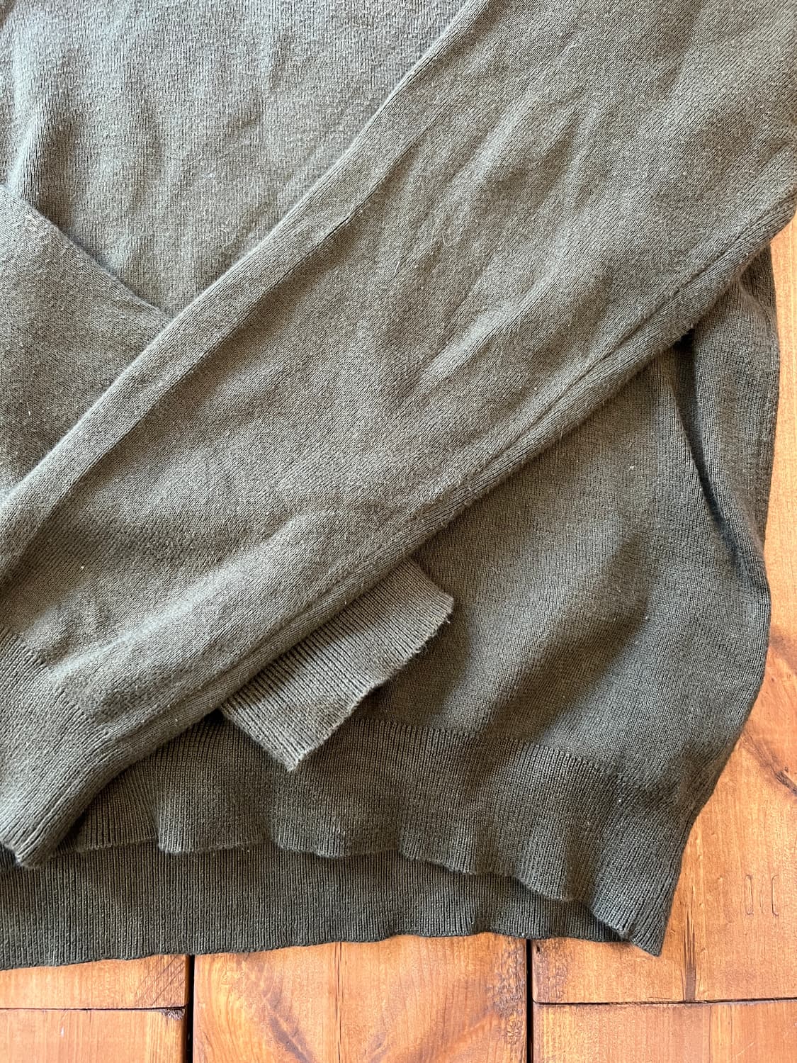 폴로 카키 브이넥 니트 상품이미지10