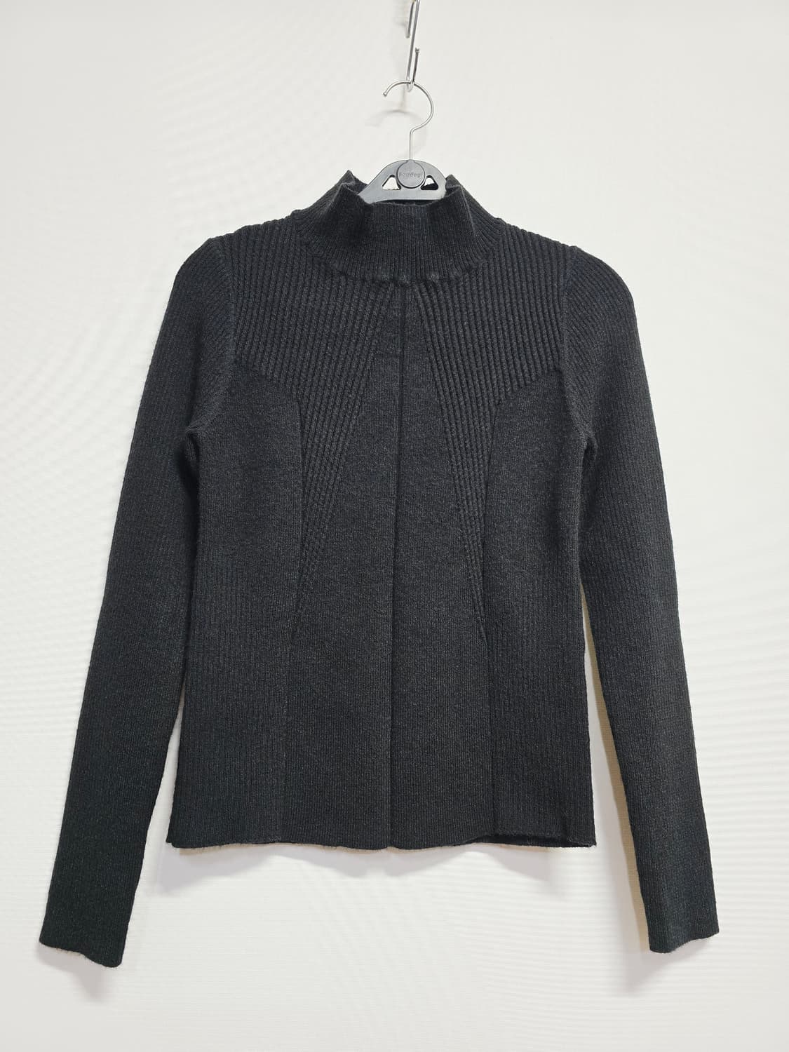 잇미샤 블랙 골지 반목 니트 66 상품이미지1