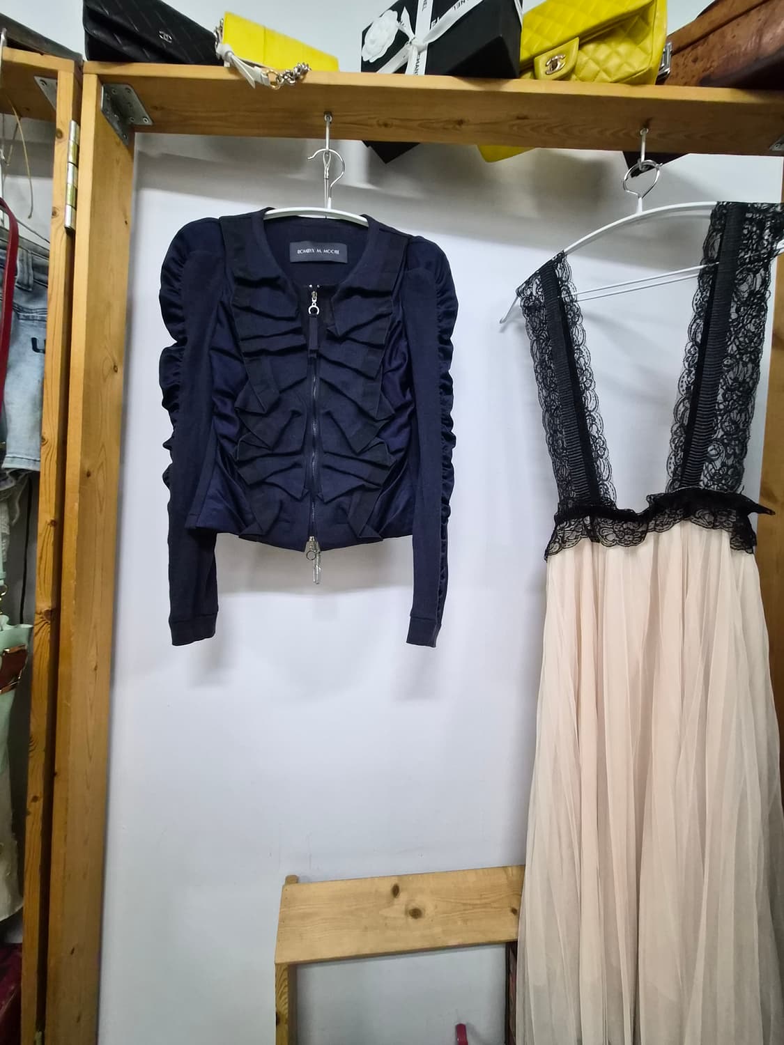 봄빅스엠무어 셔링 집업니트 상품이미지2