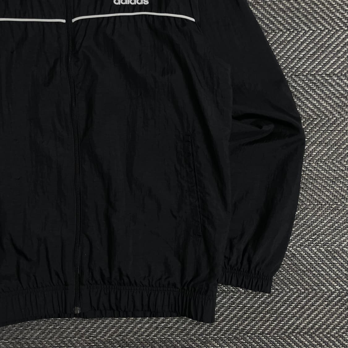아디다스 아치로고 블랙 나일론 바람막이 자켓y 3001 상품이미지3