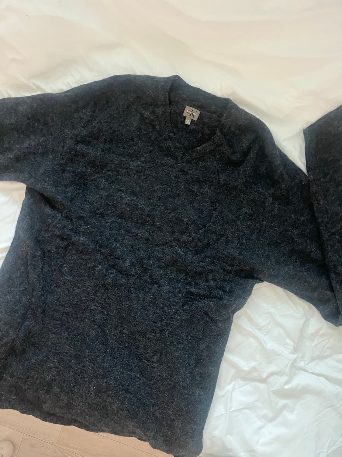 CK 캘빈클라인 정품 브이넥 니트 원피스 상품이미지2