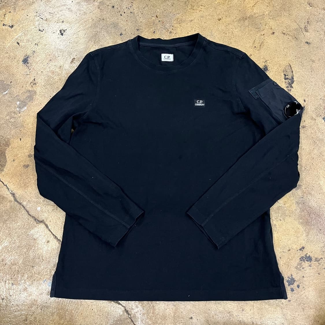 [정품/105] C.P. 컴퍼니 렌즈 와펜 롱슬리브 티셔츠 b16 상품이미지2