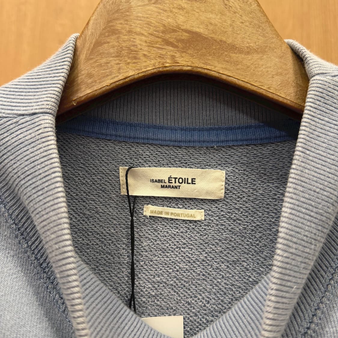 이자벨마랑 에뚜왈 하프넥 맨투맨 로고 프린팅 디테일 루즈핏 라이트 블루 상품이미지6