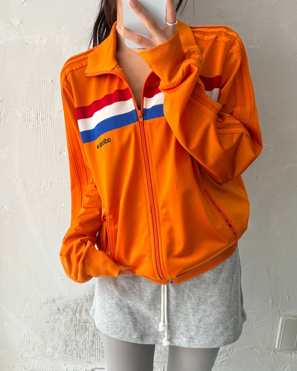 아디다스 오렌지 컬러 홀랜드 트랙탑 상품이미지1