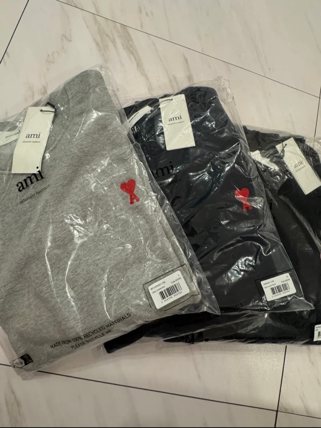 [새상품/QR정품]아미 맨투맨 논기모 스몰로고 남녀공용 3color 상품이미지2