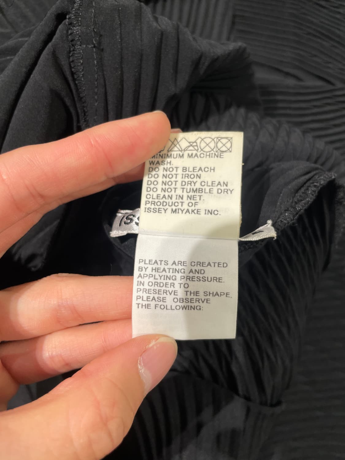 이세이 미야케 블랙 플리츠 슬리브리스 롱 원피스 상품이미지8