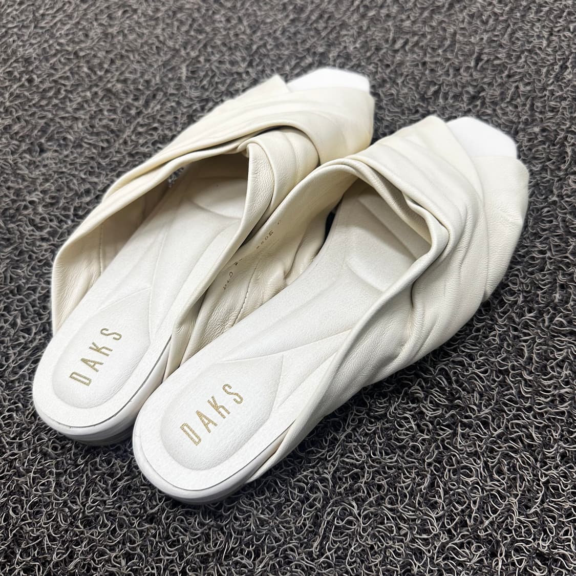 DAKS 닥스 여성구두 슬립뮬 240 상품이미지4