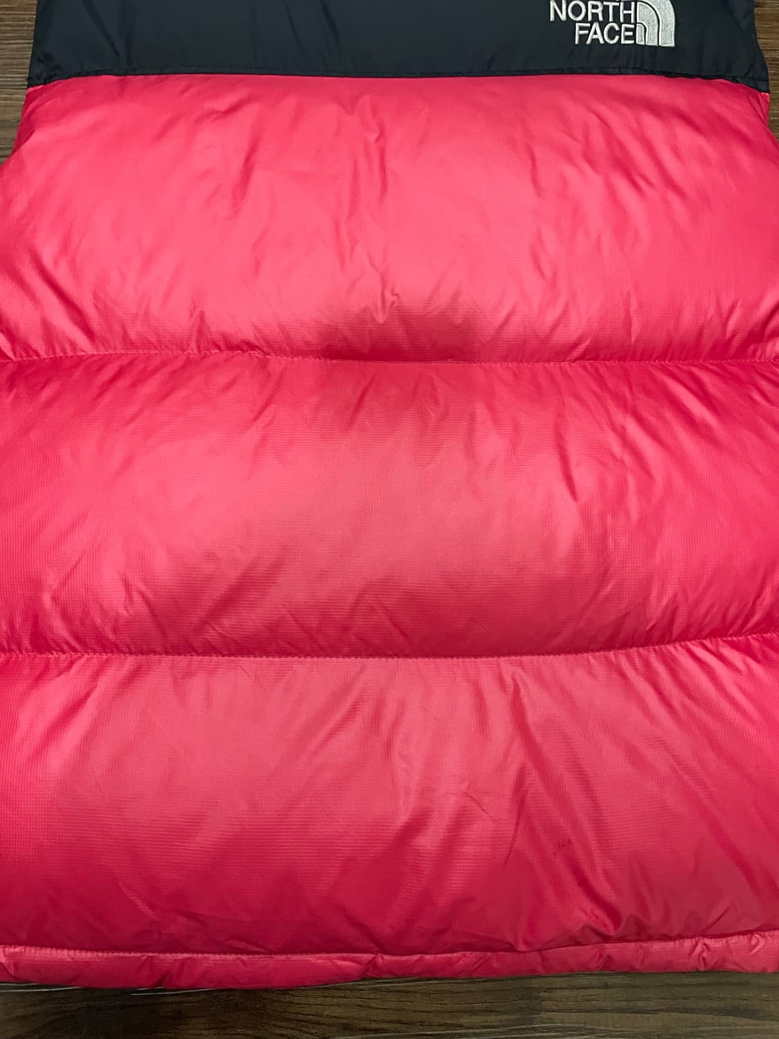 노스페이스 눕시 700 구스다운 푸퍼 베스트 패딩조끼 레드 상품이미지9
