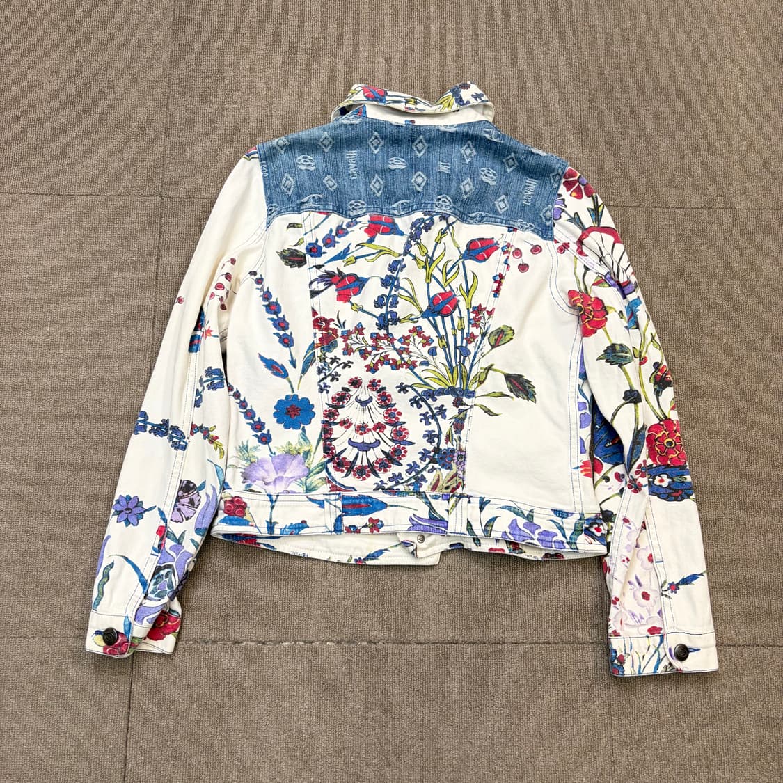 Just Cavalli 저스트 카발리 우먼스 플로럴 데님 트러커 자켓 s 상품이미지6