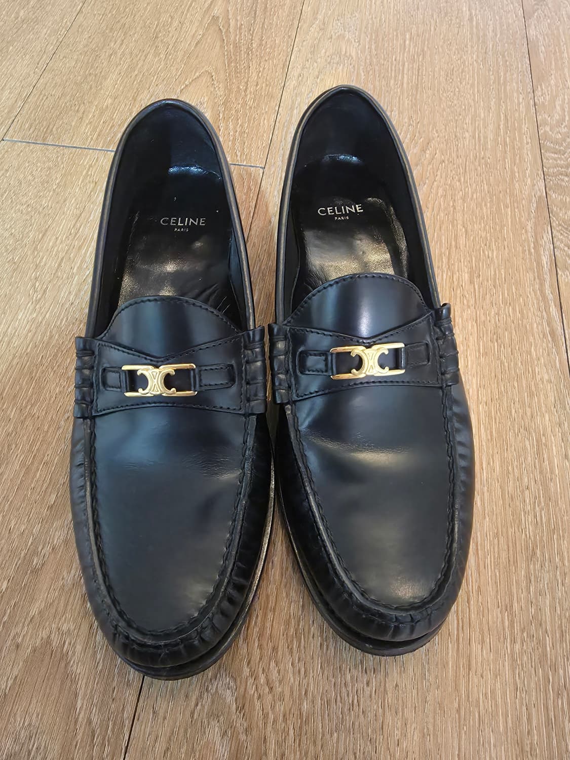 셀린느 트리오페 로퍼 37.5 사이즈 판매합니다 상품이미지2