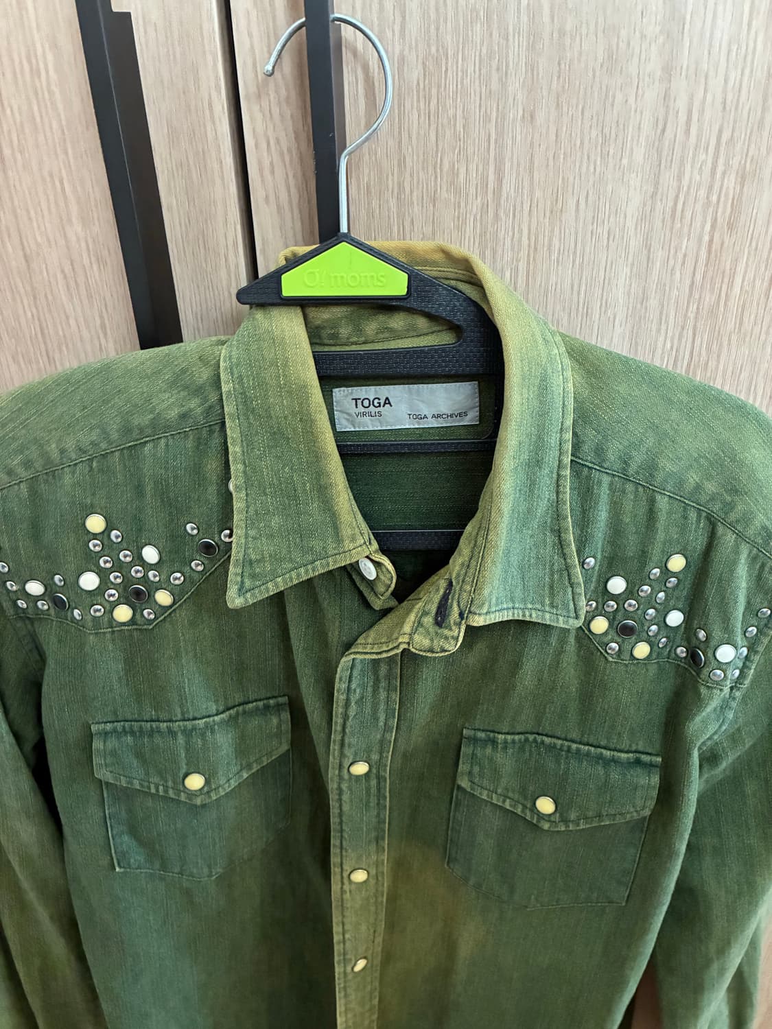 토가 비릴리스 웨스턴 스터드 데님셔츠 상품이미지2