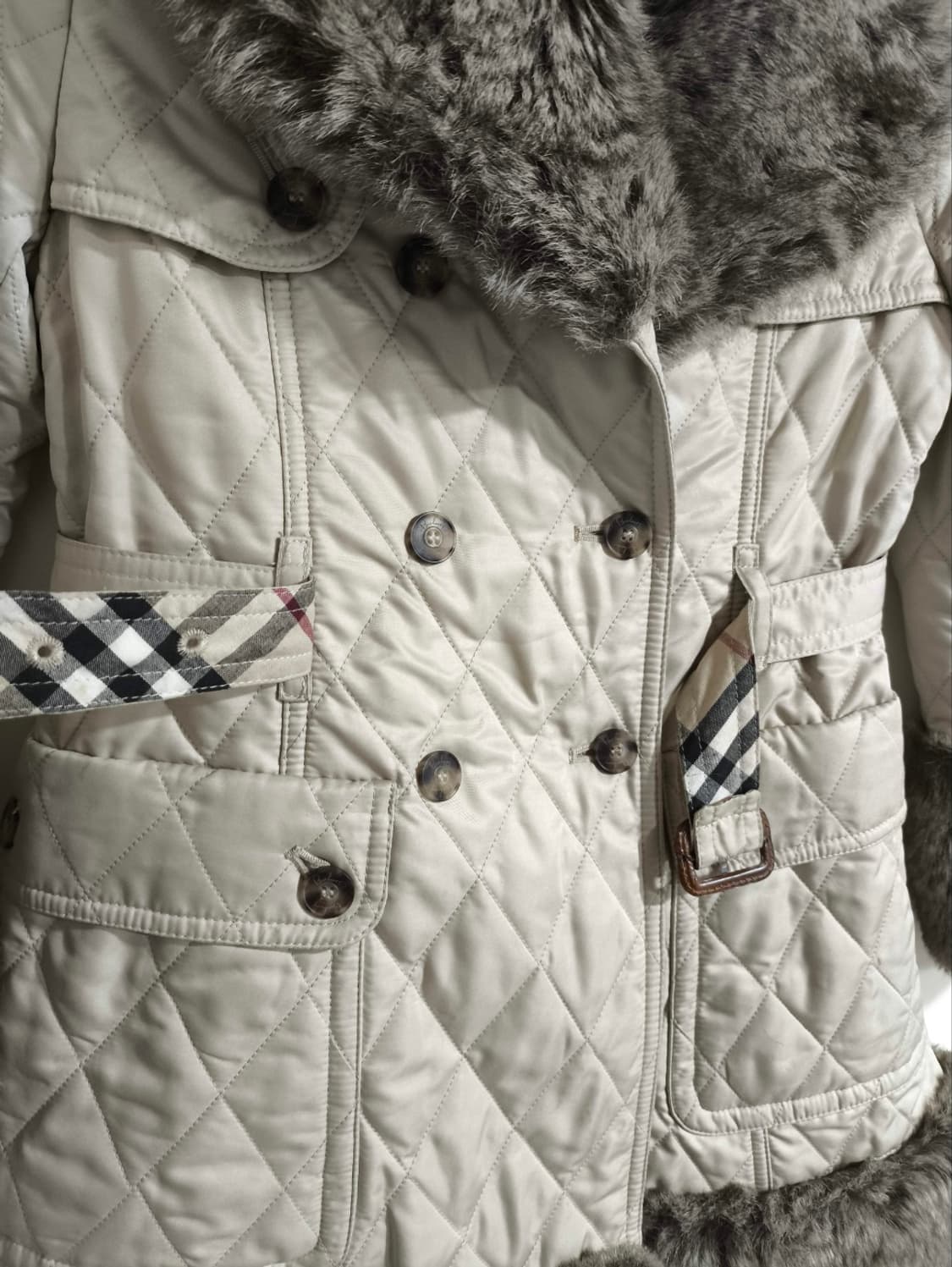 8Y 버버리 키즈 퀼팅 트리밍 코트 상품이미지6