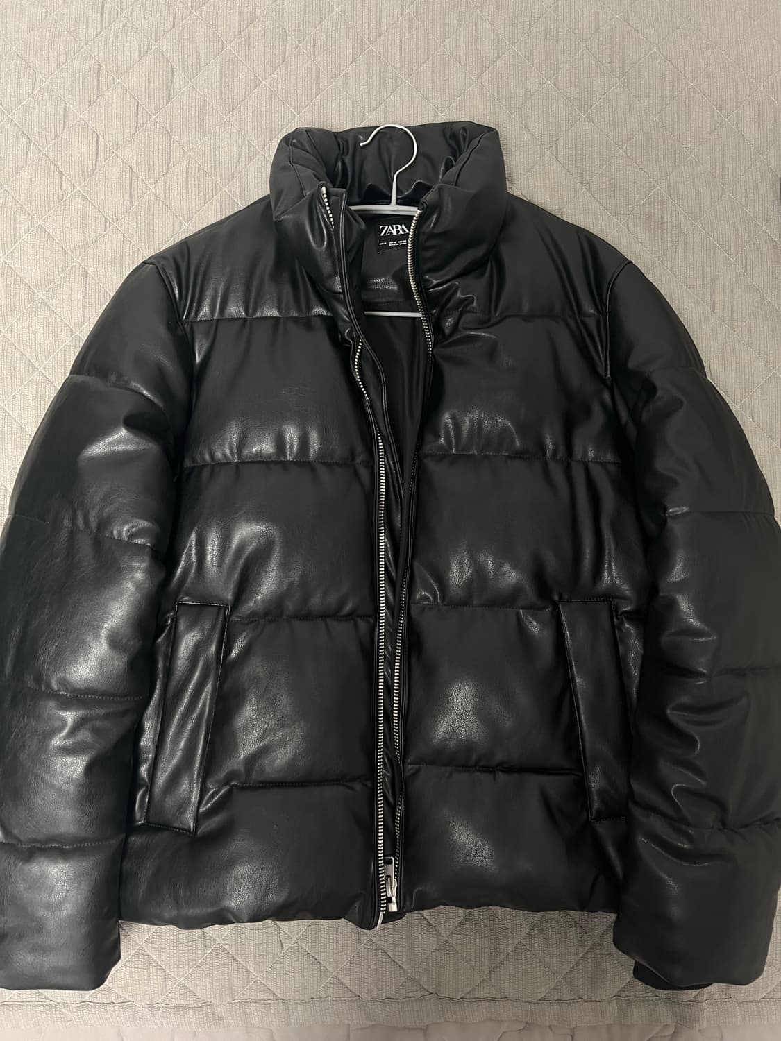 자라 페이크 레더 패딩 상품이미지1