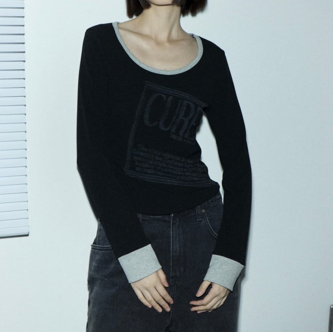 C 로고 롱 슬리브 티셔츠 상품이미지1