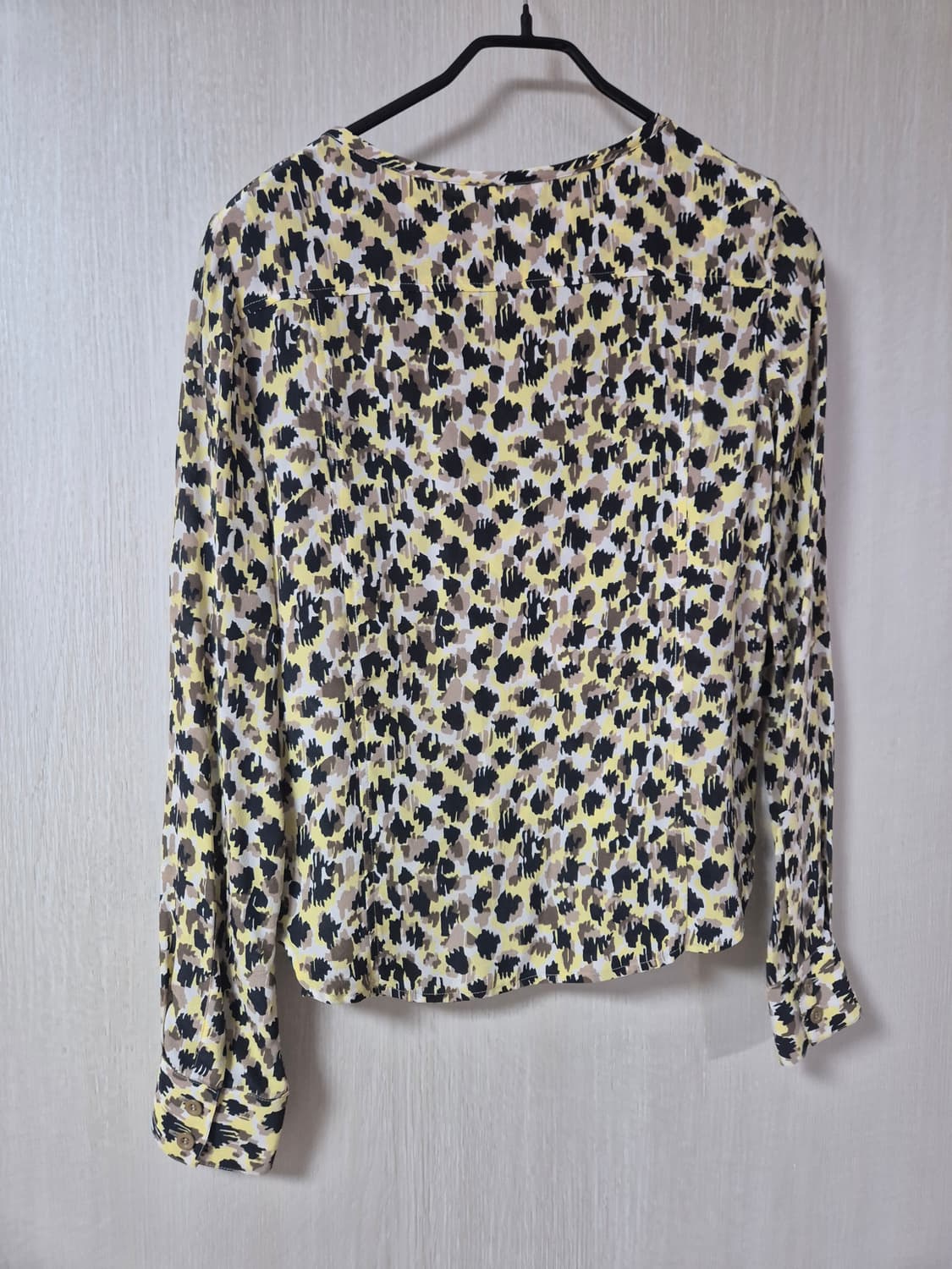 (정품) 씨바이 끌로에 실크100 프로  프린트 블라우스 38 상품이미지2