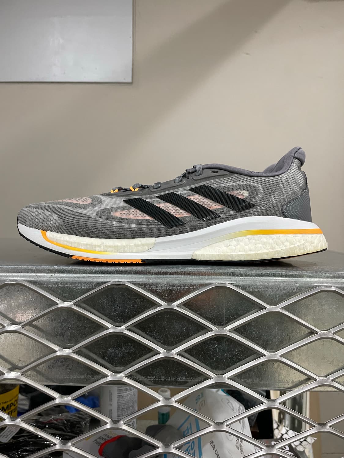 아디다스 슈퍼노바 그레이 플래시 오렌지 255 상품이미지1