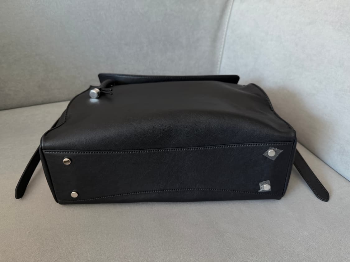 루에브르 트라페즈 숄더백 size L 새상품 상품이미지4