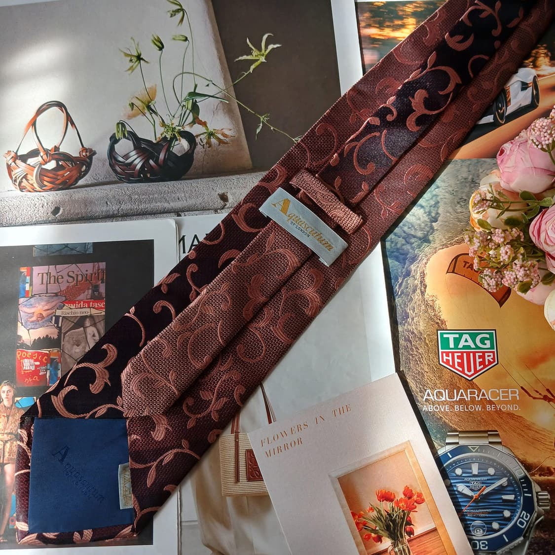 아쿠아스큐텀 실크 버건디 자카드 넥타이 9.9cm A등급 A19660
 상품이미지6