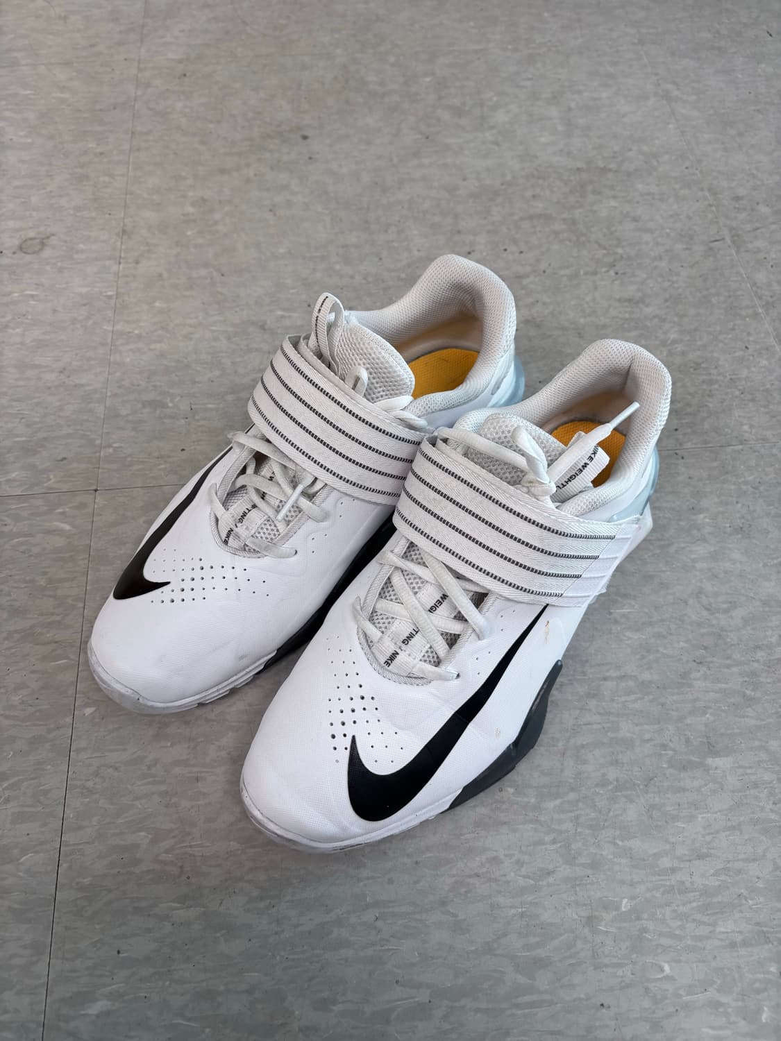 나이키 사발레오 역도화 M10 / 280 상품이미지1