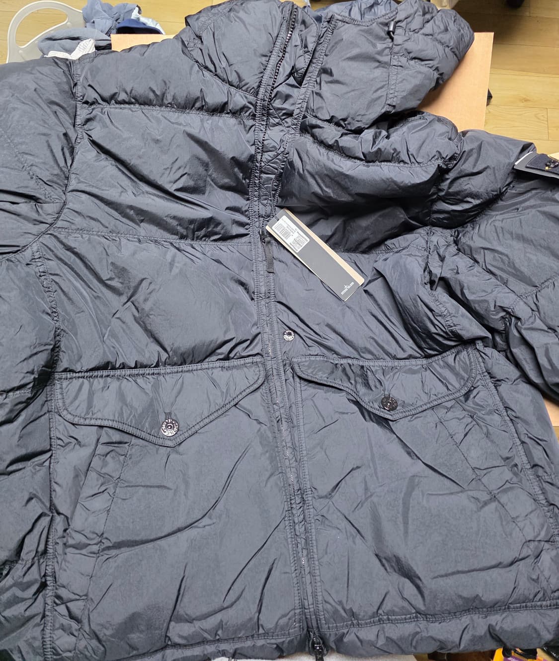 스톤아일랜드 크링클랩스 후드 패딩 24FW XXL 상품이미지2