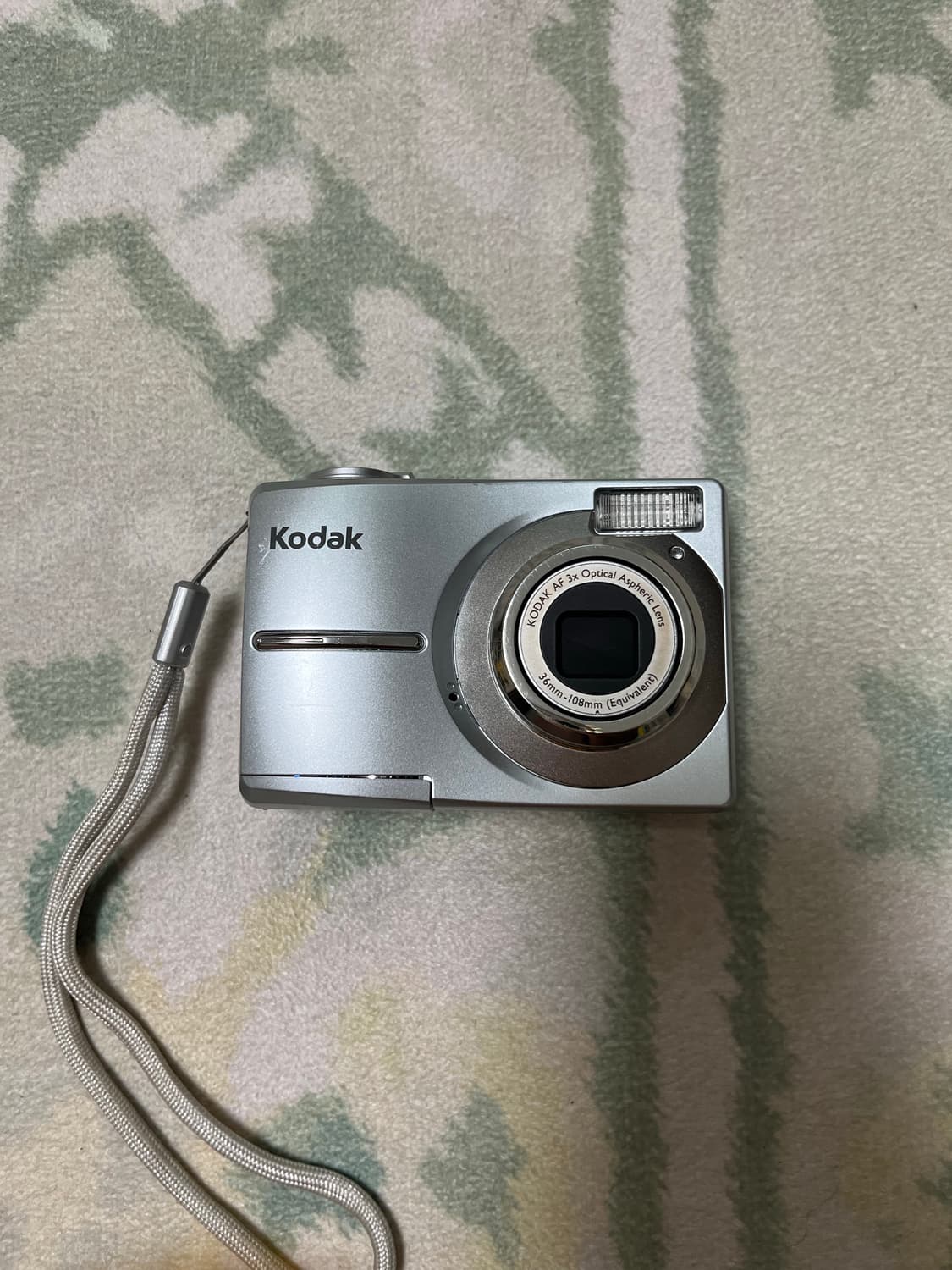 코닥 c913 뽀얀 실버 빈티지 디카 카메라 상품이미지2