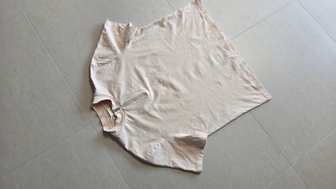 COS 코스 지퍼 모크넥 반팔 티셔츠 상품이미지8