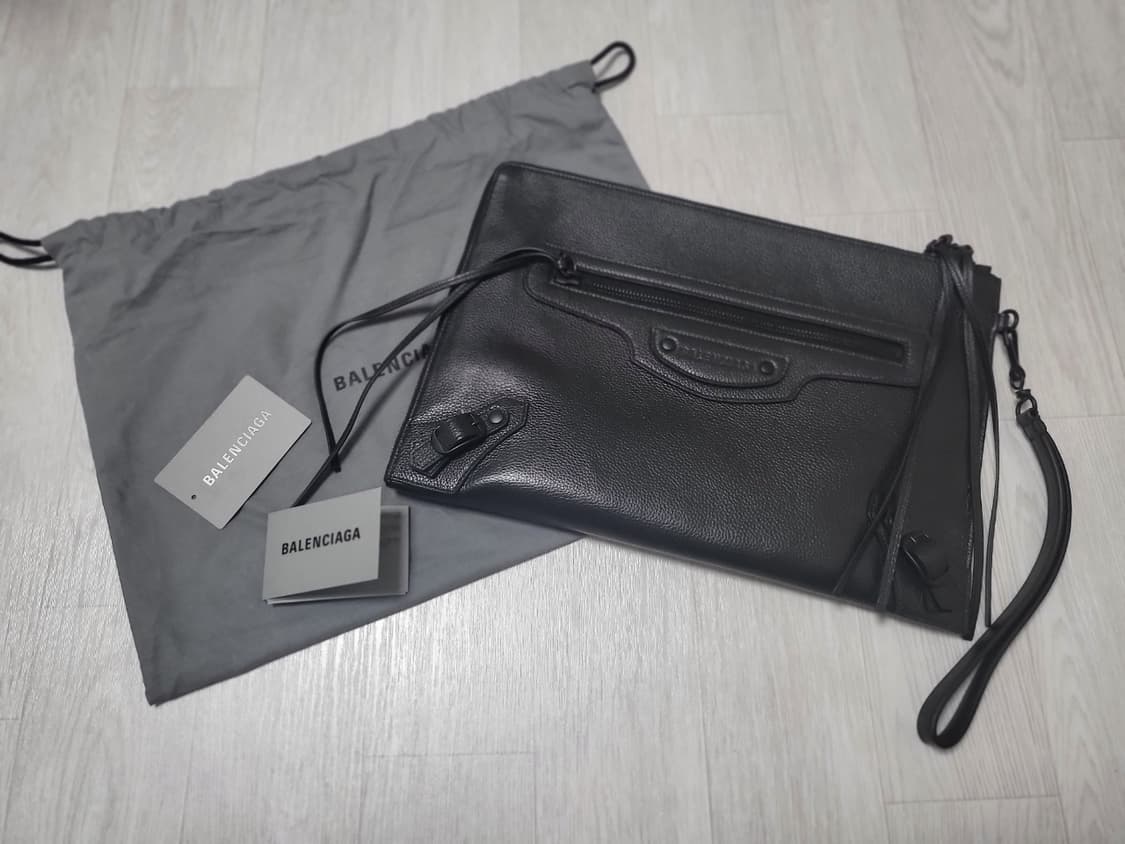 발렌시아가 모터시티 클러치 라지 블랙 640114 15Y07 상품이미지1