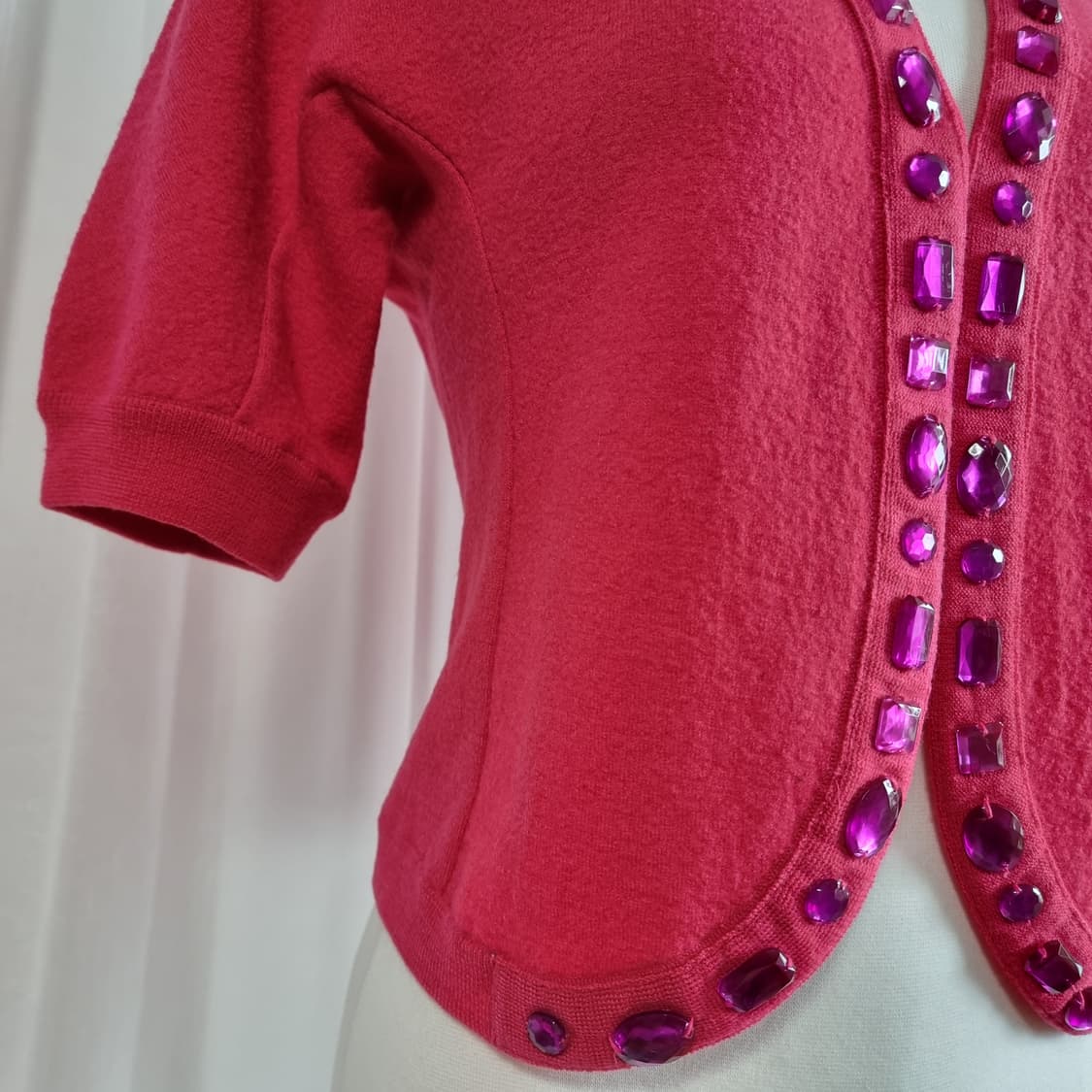 마크 제이콥스 울100% 큐빅 핑크 숏 가디건 (55/표기M) 상태최상 상품이미지6