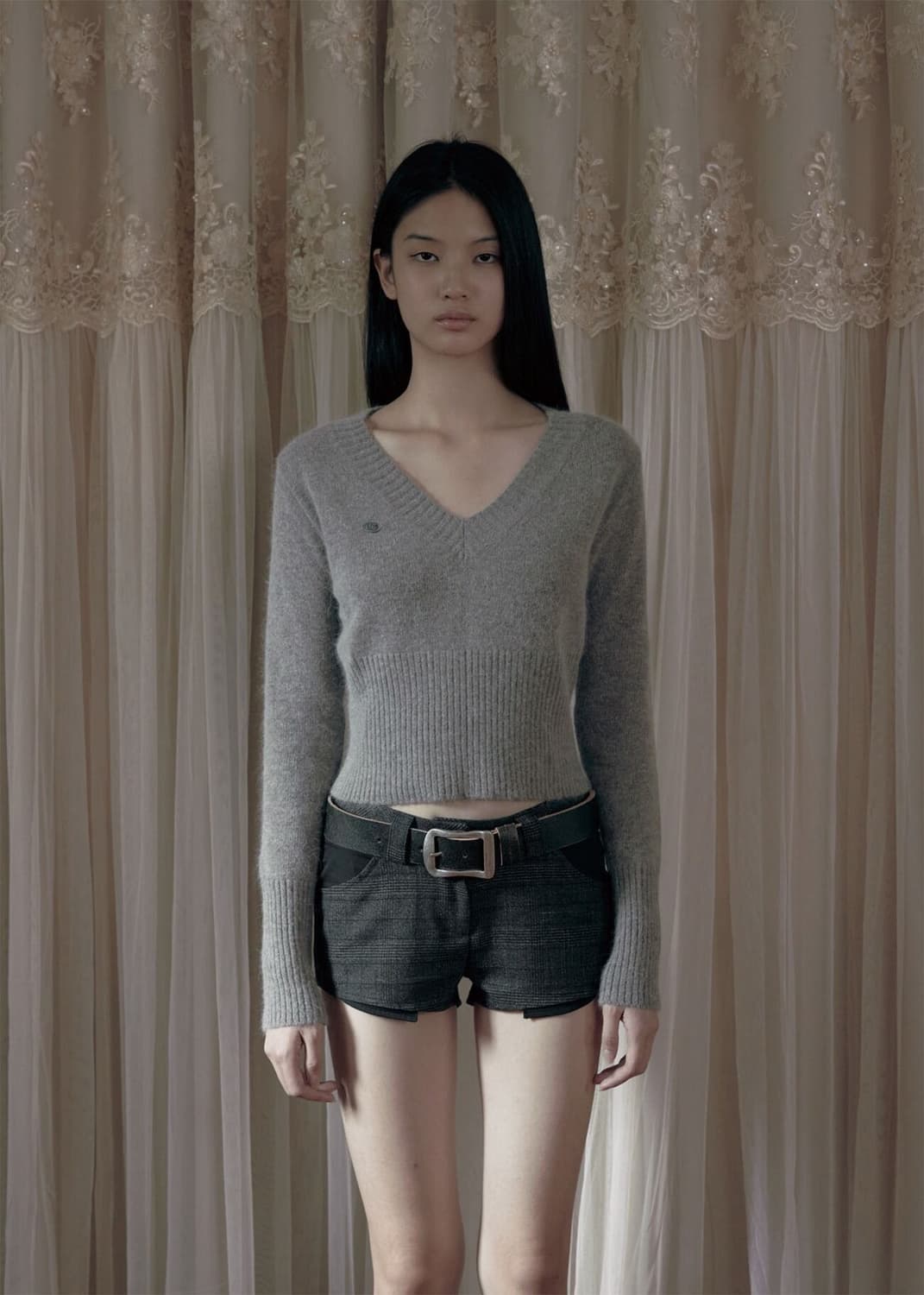 보헤미안서울 브이넥 슬림핏 앙고라 니트 베이지 보헴서 상품이미지1