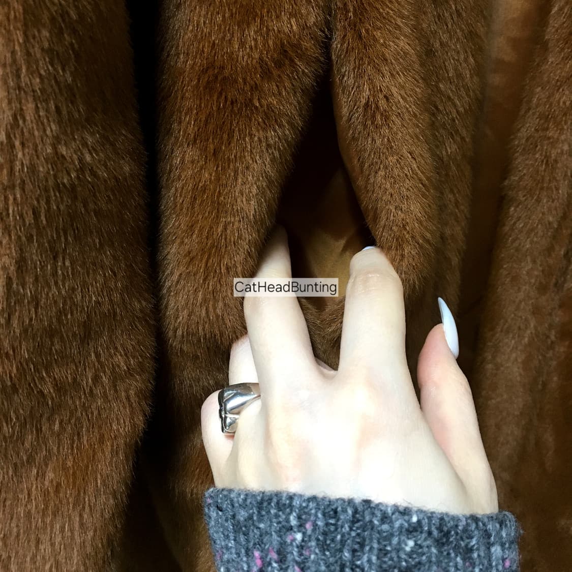Camel maxi long fur coat 카멜 맥시 롱 퍼 코트 상품이미지8