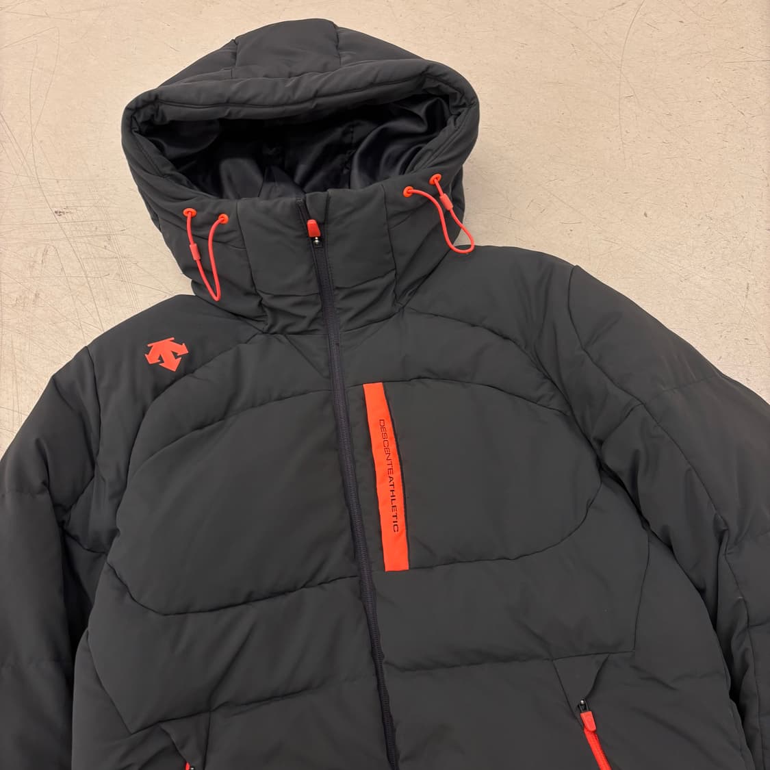 데상트 오렌지 포인트 스키 덕다운 패딩 상품이미지2