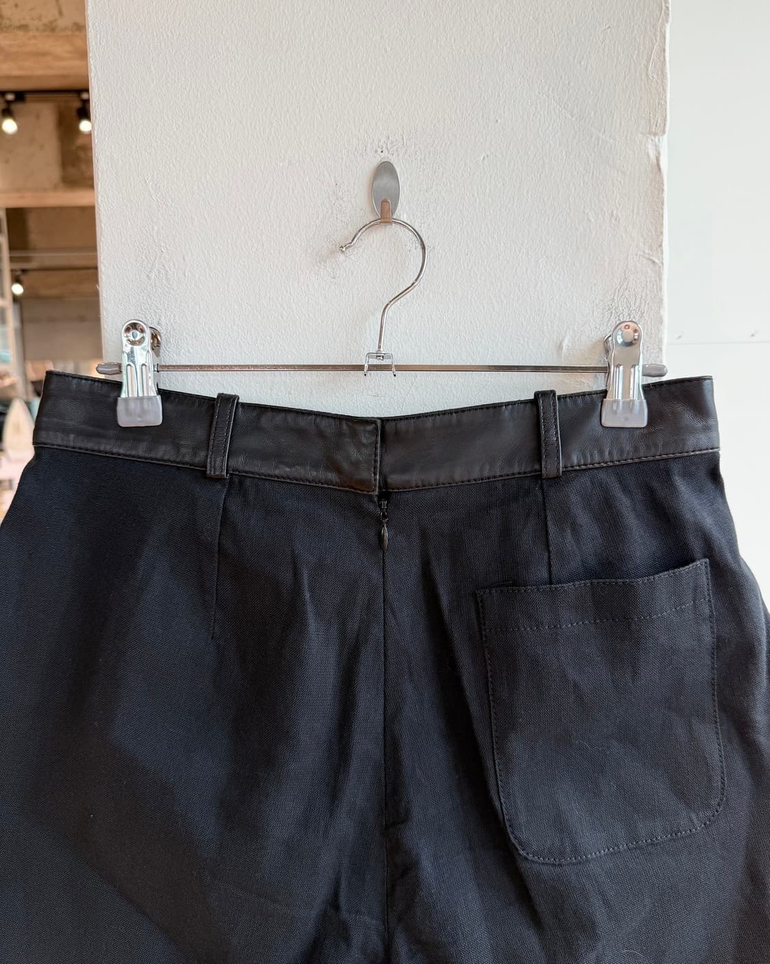 발렌시아가 블랙 레더 코튼 하프 팬츠  상품이미지6