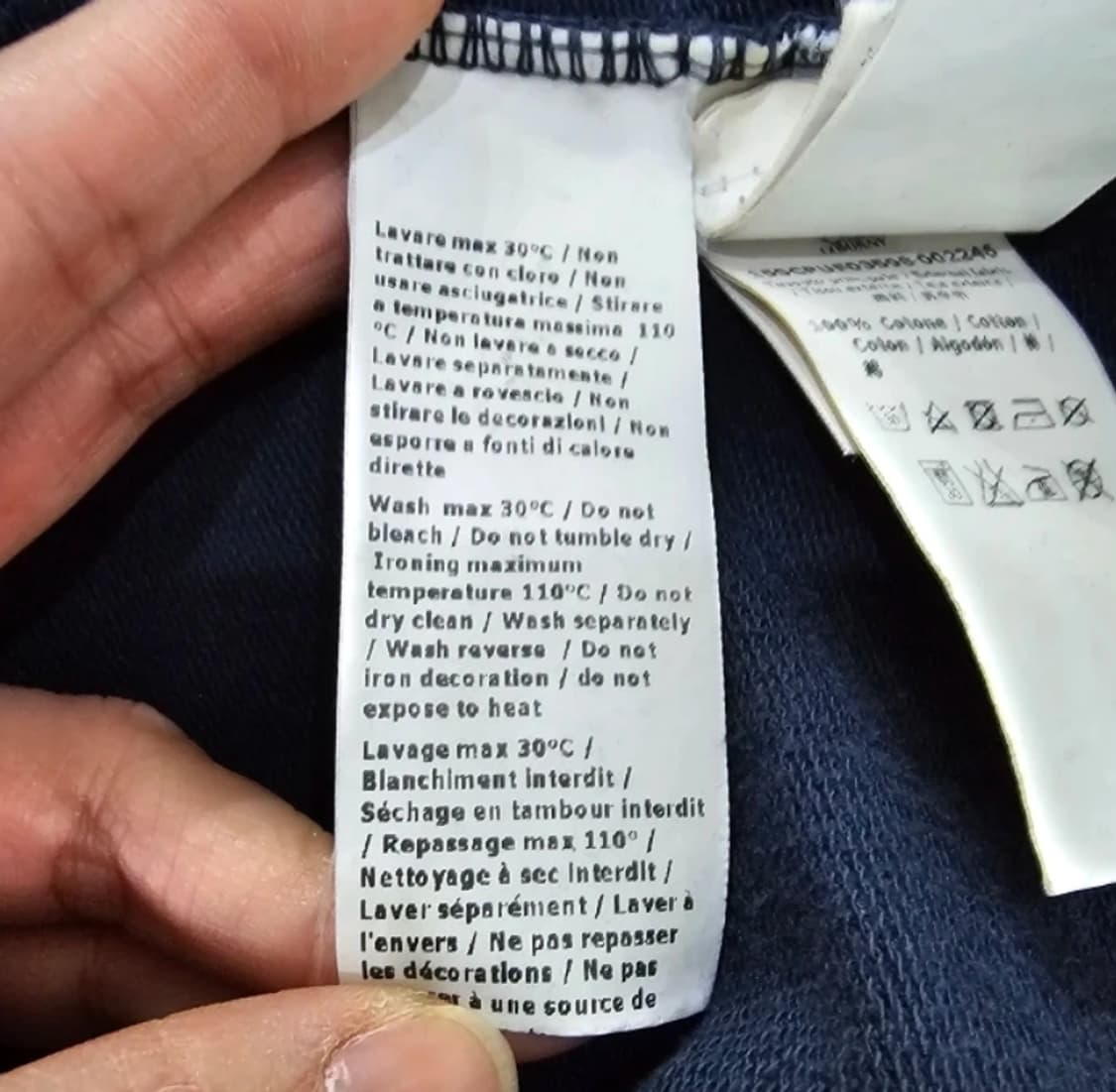 씨피컴퍼니 CP컴퍼니 네이비 맨투맨 L 상품이미지6