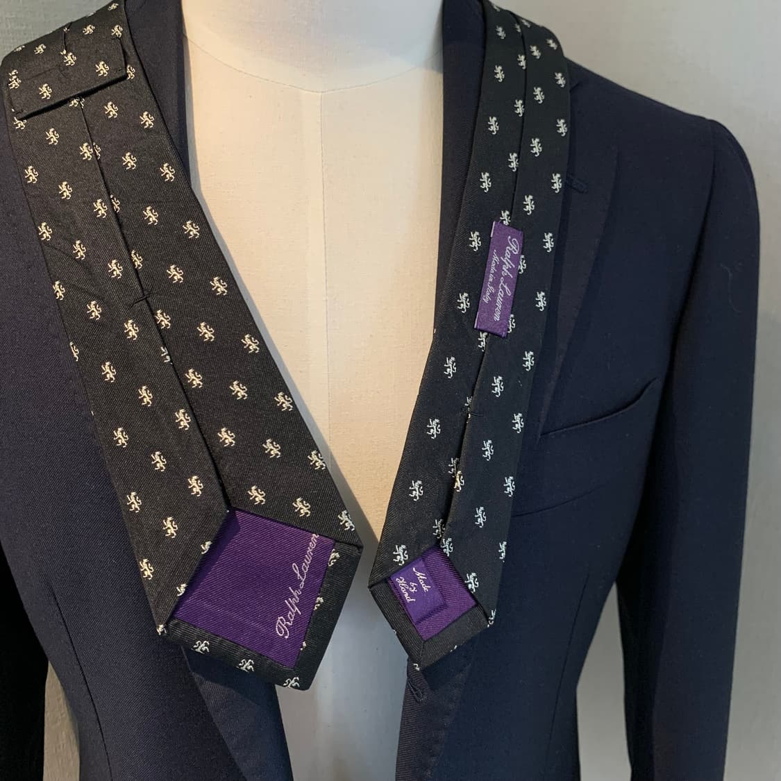 폴로 랄프로렌 퍼플라벨 블랙컬러 명품 100실크 최상급 넥타이 8.3cm 상품이미지2