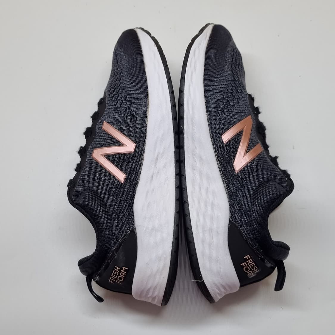뉴발란스 프레쉬폼 아리쉬 V3 운동화 240. 상품이미지5
