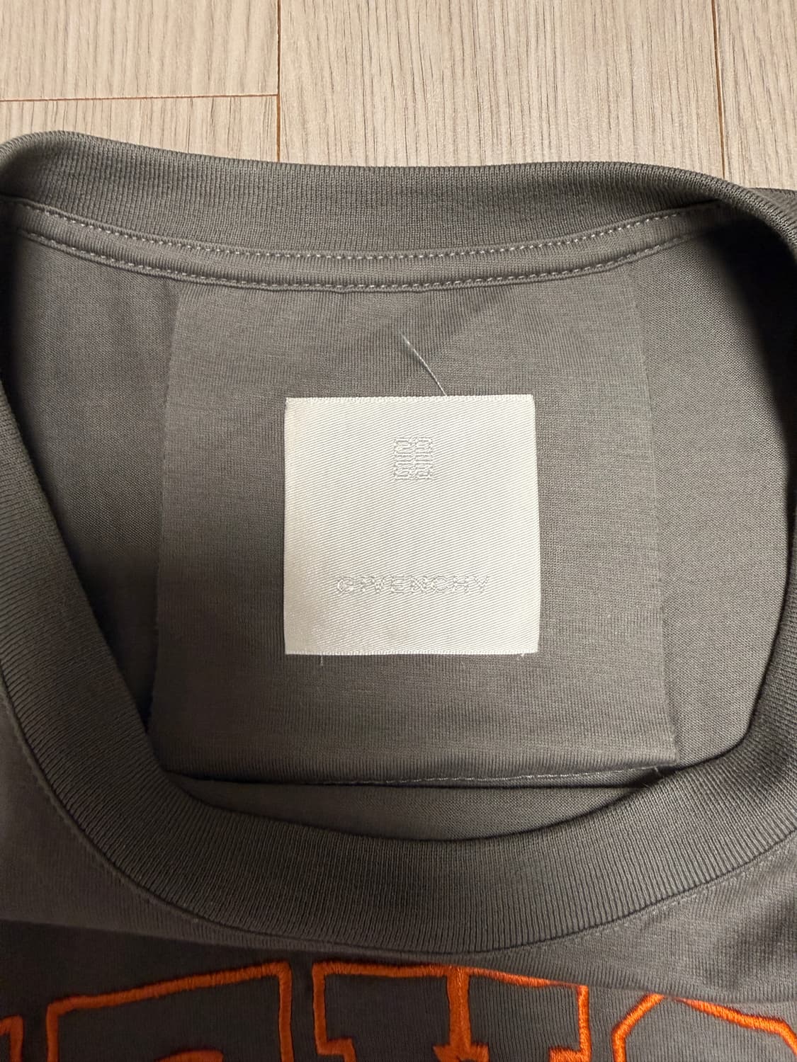 지방시 반팔 티셔츠 S 상품이미지4