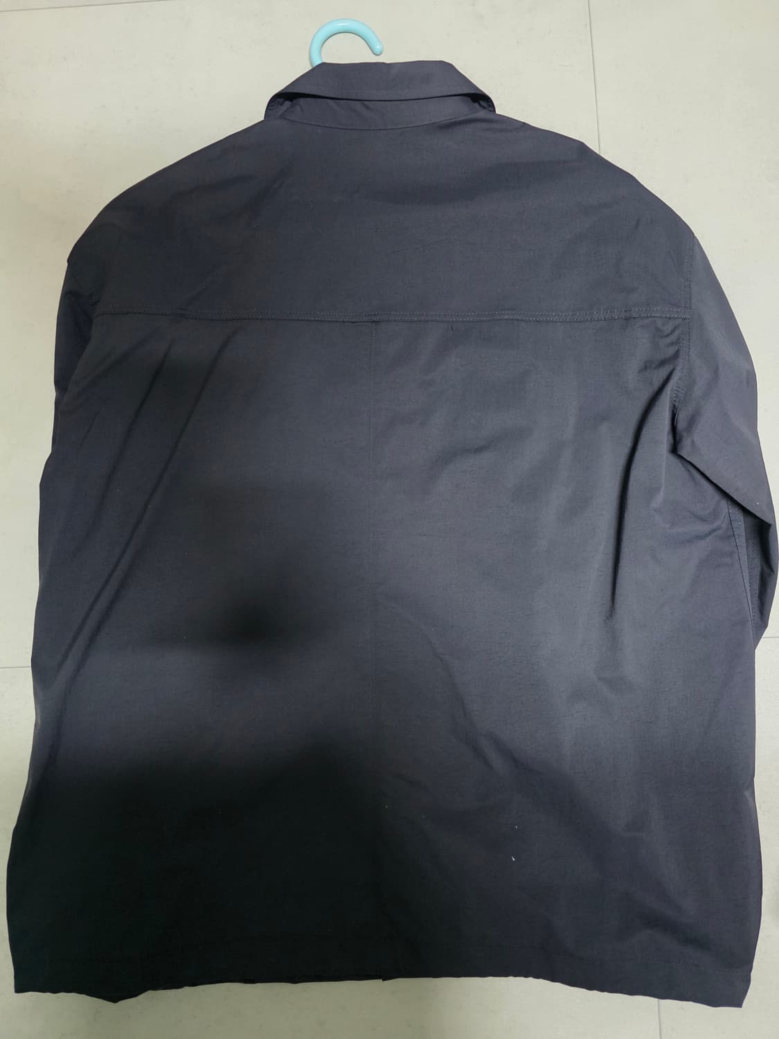 르마드 절개 포켓 스트링 아우터 셔츠 - 차콜 2사이즈 상품이미지4